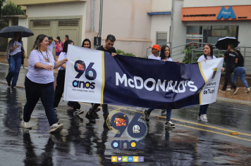 Foto - Desfile 96 anos de Tupã