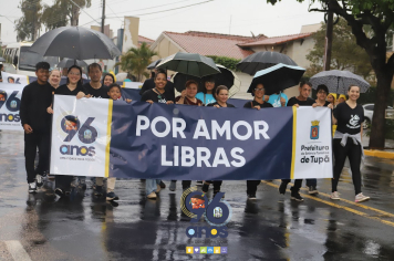 Foto - Desfile 96 anos de Tupã