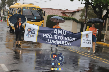 Foto - Desfile 96 anos de Tupã