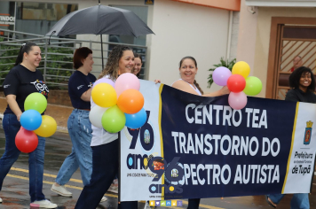 Foto - Desfile 96 anos de Tupã