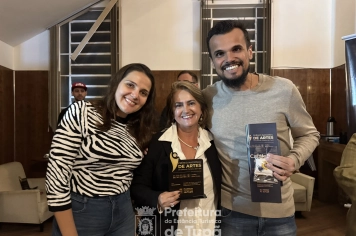 Foto - Solenidade de homenagem aos artistas do 21º Salão de Belas Artes | 20/05/2026 ✨