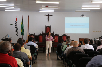 Palestra sobre nova lei de licitações mobiliza participantes de toda região