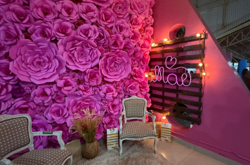 Escolas Municipais apresentam homenagem especial ao Dia das Mães