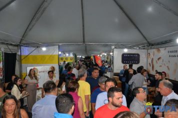 Primeira noite da Amendo Fest reúne expositores e música sertaneja