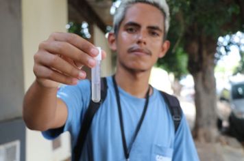 Endemias visita residências para medir nível de infestação do Aedes aegypti