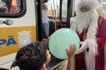 Festas de Natal das Crianças foram realizadas em Parnaso e Universo