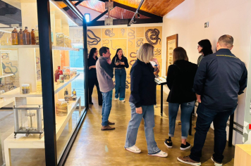 Equipe do Centro de Zoonoses passa por treinamento no Instituto Butantan