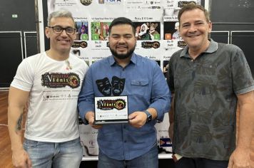 Mostra Fênix retorna após 2 anos, com homenagem ao prefeito 