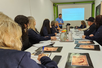 Equipe do Centro de Zoonoses passa por treinamento ministrado pelo Instituto Pasteur