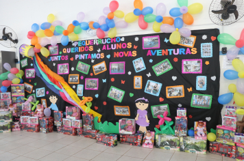 Crianças do Projeto Pequerrucho participam de atividade e brinquedoteca é ampliada