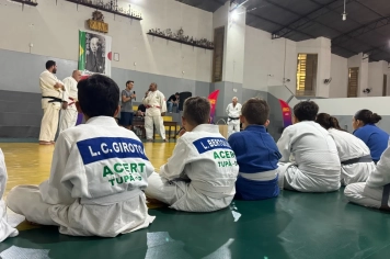 Tetracampeão paralímpico ministra palestra-treino em Tupã