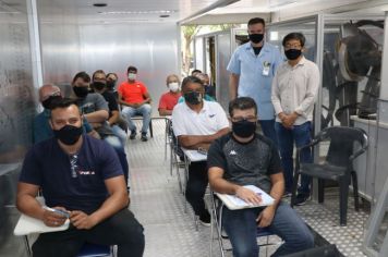 Unidade Móvel do SENAI finaliza capacitação técnica de 17 munícipes