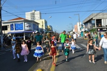 Ricardo Raymundo firma convênio com sistema Via Rápida Empresa