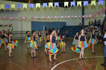 Escola de Segundo Turno realizou arraiá com os participantes