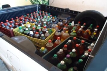 “De Olho no Óleo” já reciclou mais de 1.700 litros de óleo de cozinha este ano