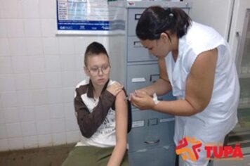 Secretaria de Saúde continua vacinando grupos prioritários contra gripe