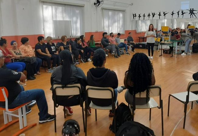 Professores do Tempo Integral participam de oficina de musicalização