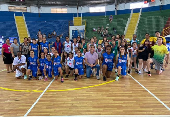 Torneio de basquete feminino reúne sete cidades do interior paulista