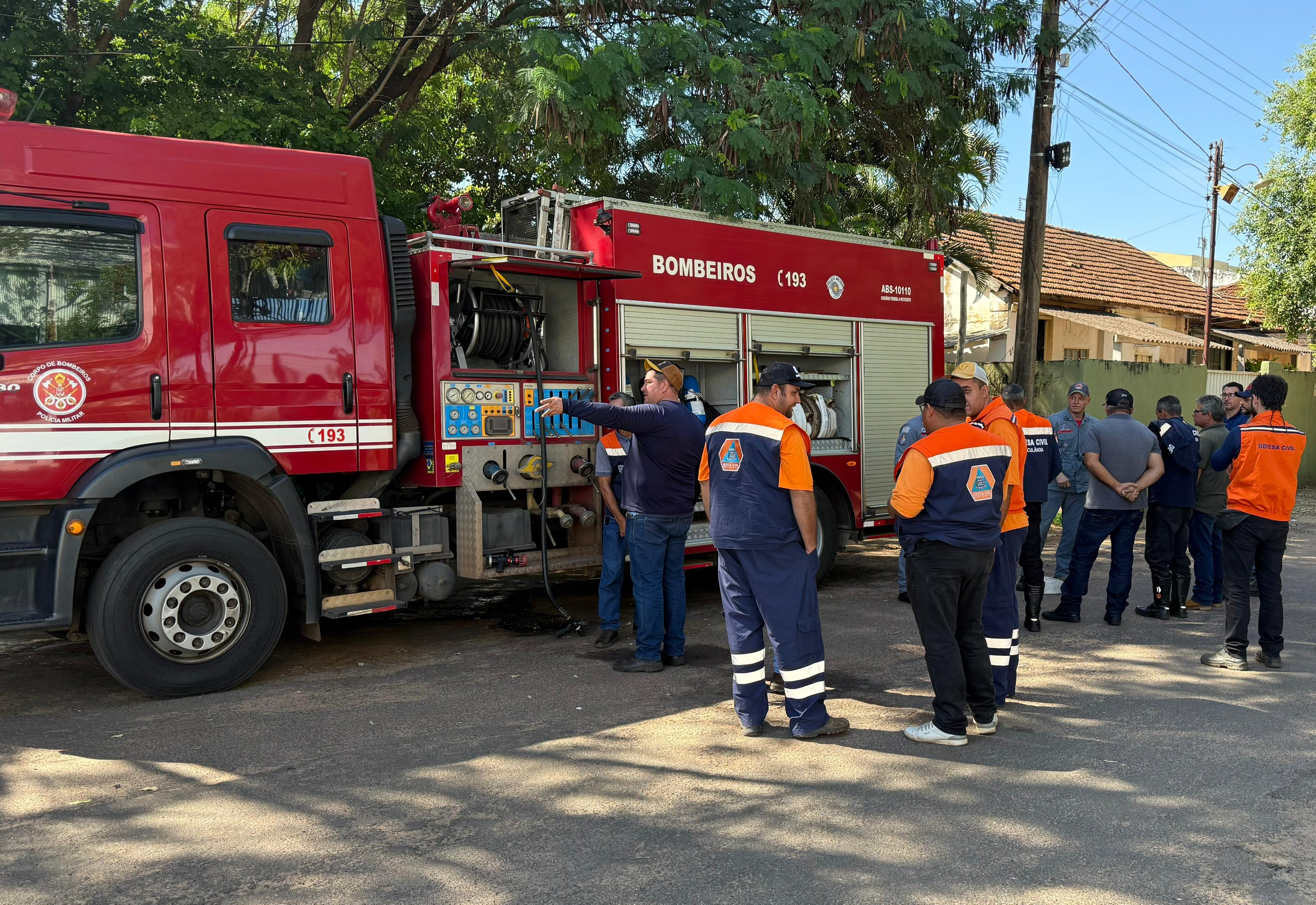 Defesa Civil finaliza treinamento de combate a incêndios