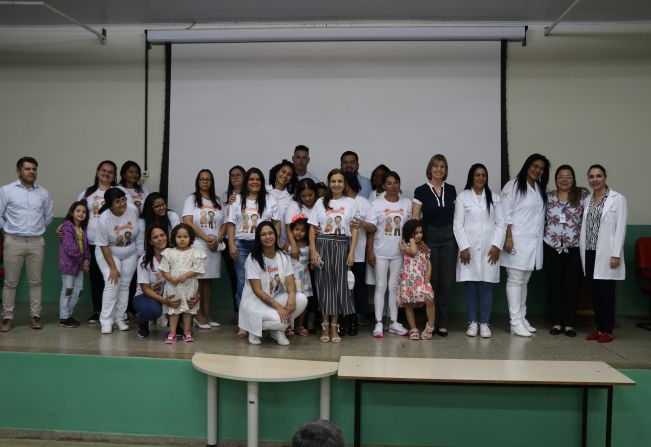 Curso “Cuidador de Idosos” forma turma com 18 alunos