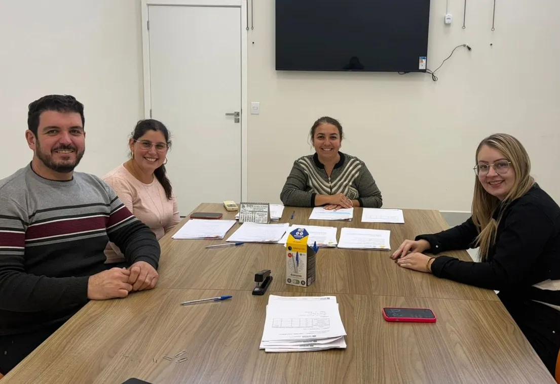 Rede municipal de ensino promove concurso literário da campanha “Faça Bonito”