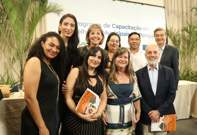 Conselheiras Municipais se formam em capacitação em Pompeia	