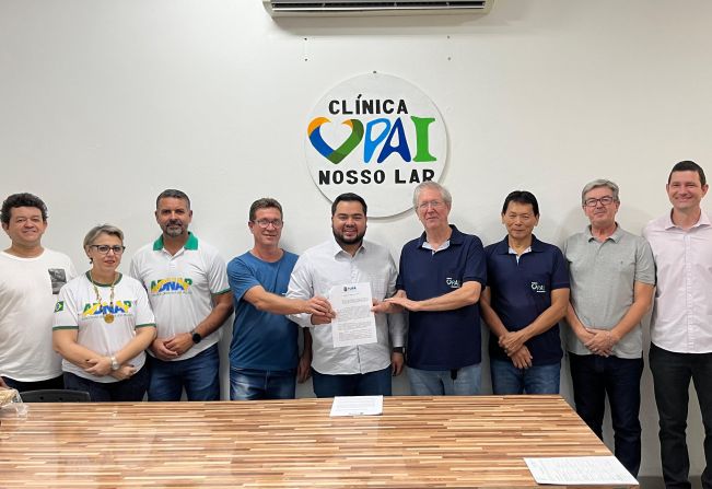 Prefeitura firma convênio com a Clínica de Repouso “Pai - Nosso Lar”