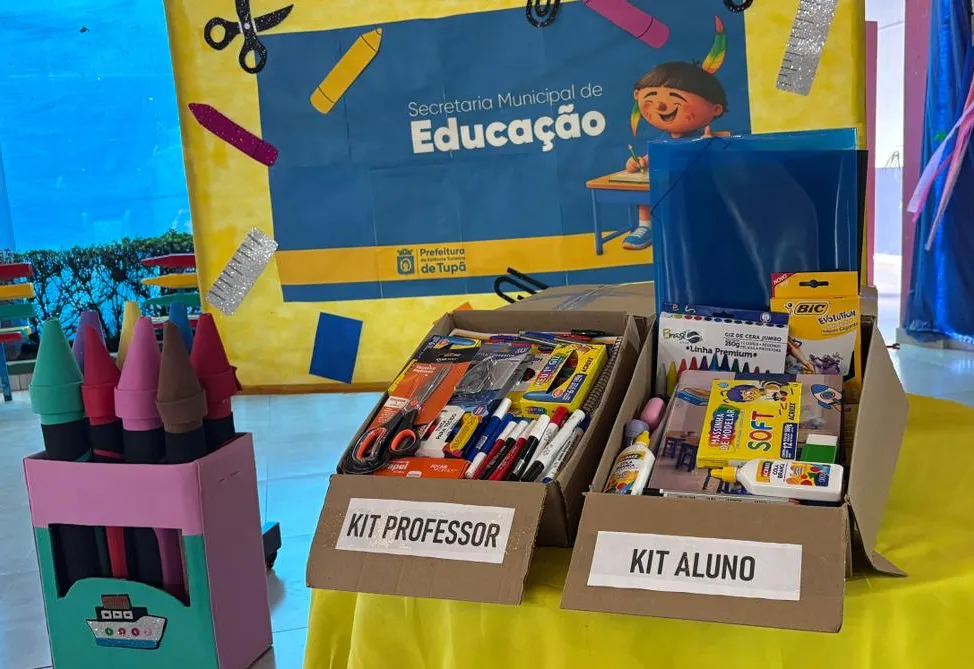 Secretaria de Educação realiza entrega de novos kits de material escolar para alunos e professores da rede municipal