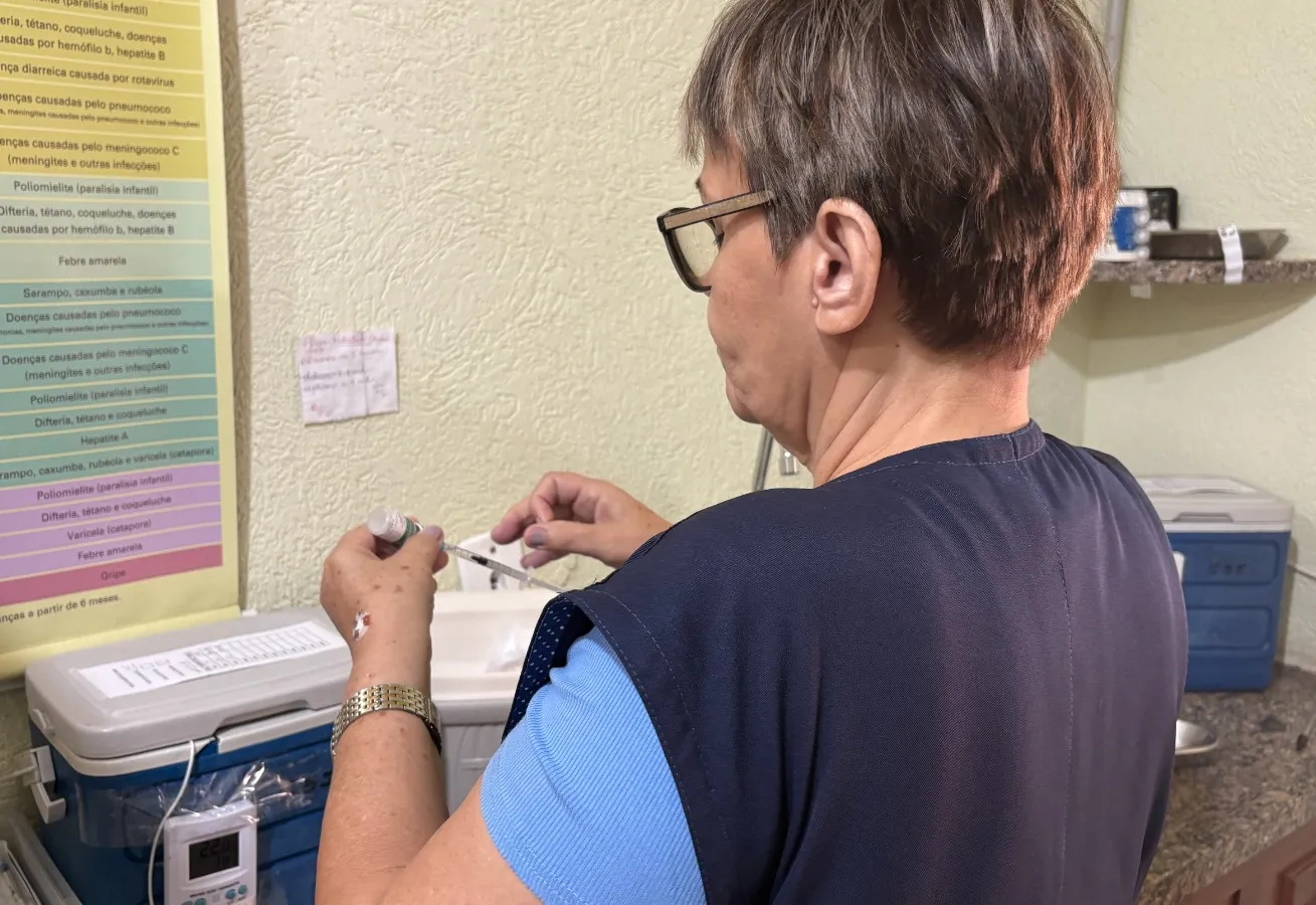 Vacina contra a gripe será ampliada para toda a população a partir de segunda-feira