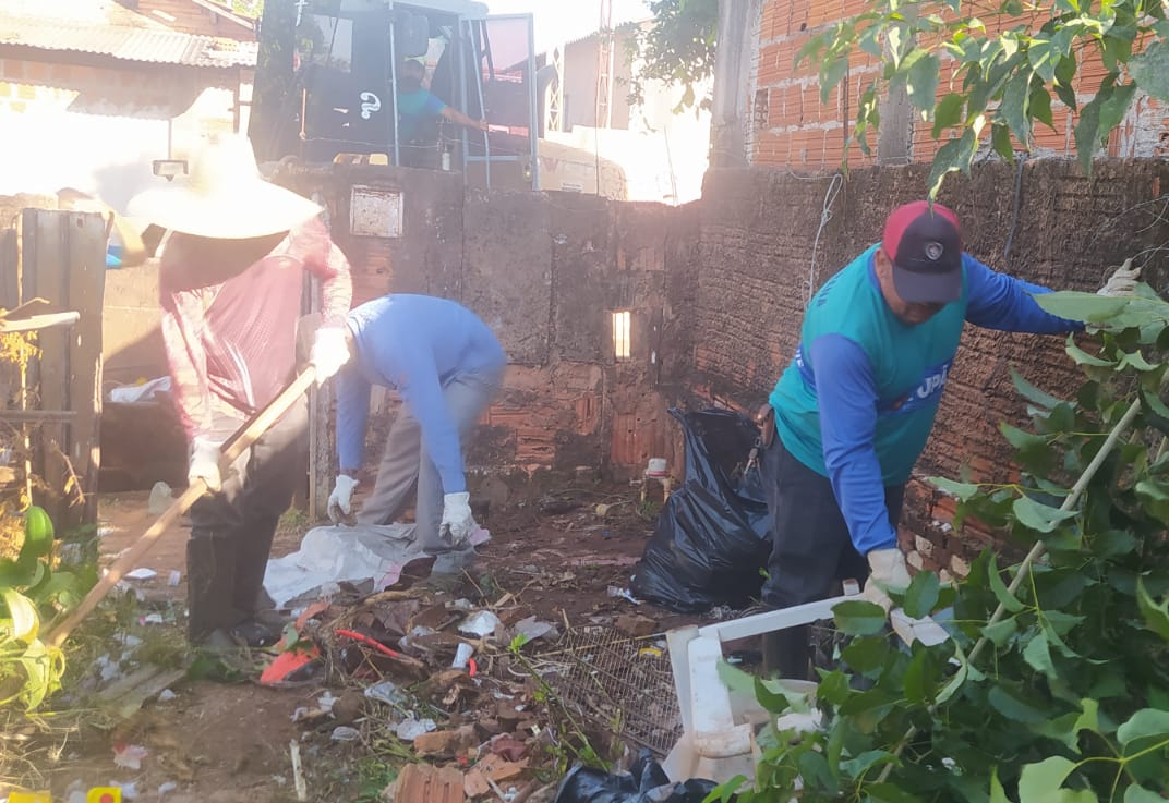 Ação contra o mosquito transmissor de arboviroses segue em toda a cidade