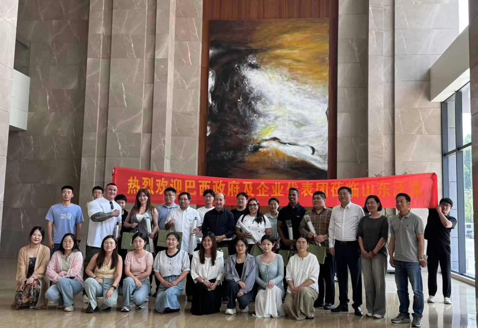 Delegação tupãense é destaque em visita à China