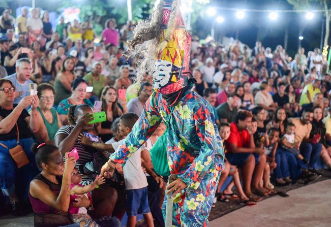 Festa de Reis reúne grande público no espaço “Zé Pretinho”