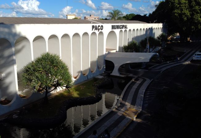 Prefeitura decreta ponto facultativo nesta sexta-feira