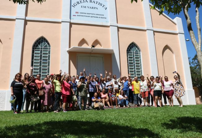 Prefeitura leva idosos à Varpa para dia turístico e de socialização