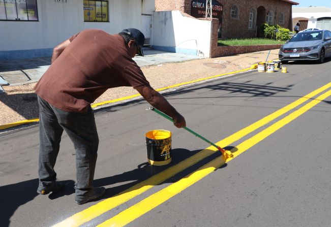 Proibida a parada e estacionamento na frente do PS da Santa Casa II