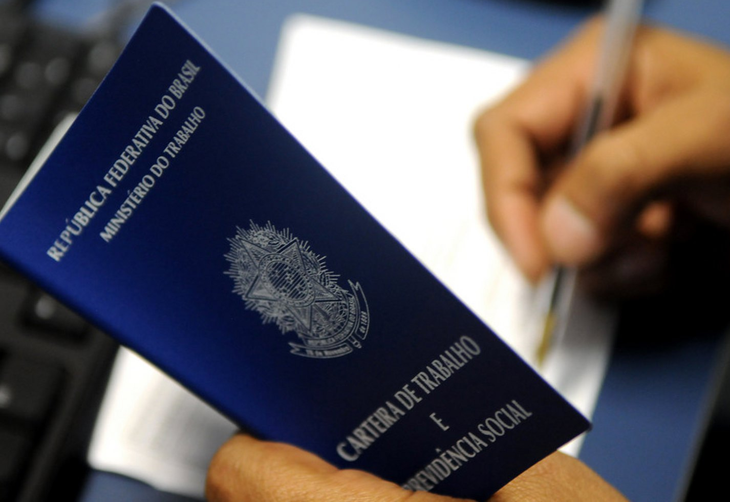 Jazam faz mutirão para contratar trabalhadores