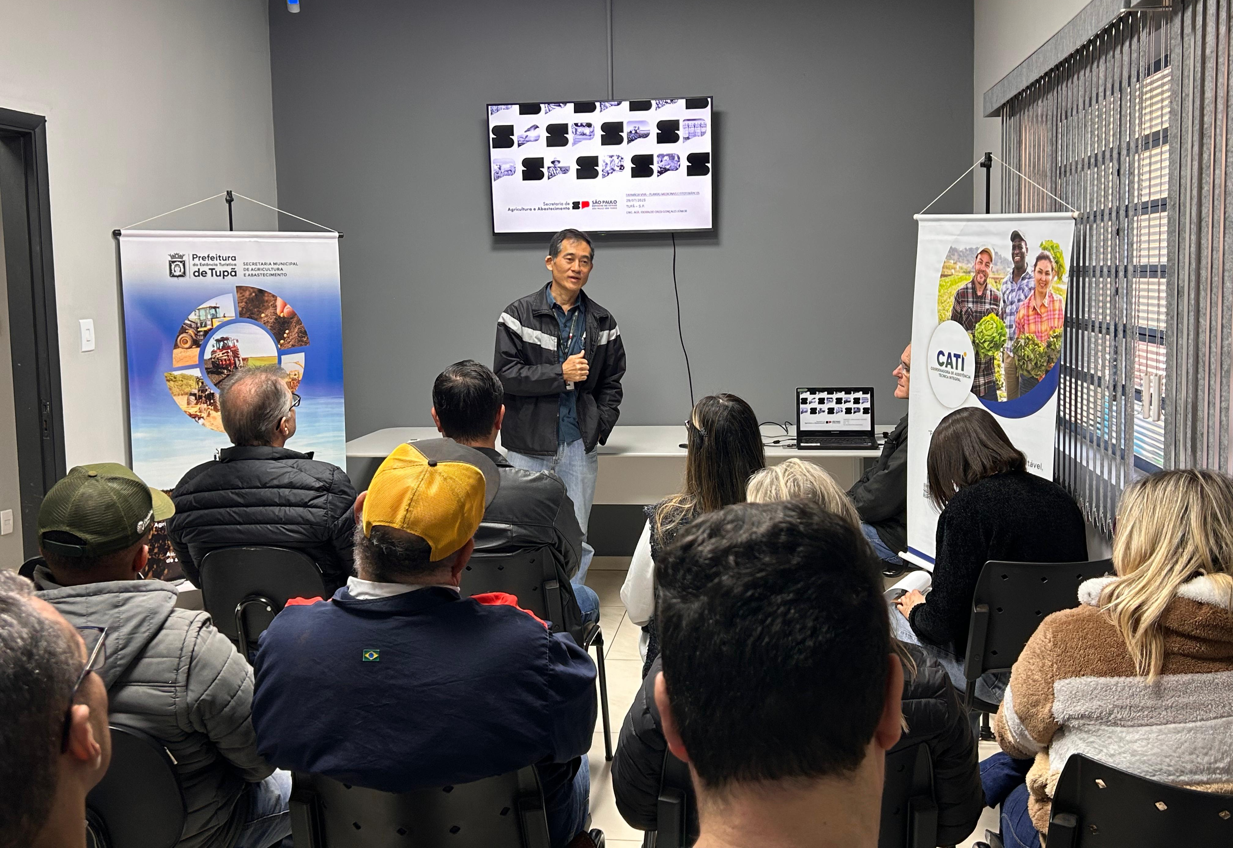 Secretaria de Agricultura realiza série de palestras voltada a profissionais do campo