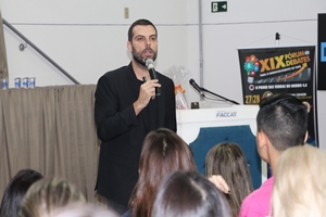 Palestra sobre vendas marca abertura do 19º Fórum de Debates