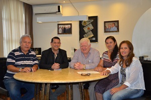 Gaspar oficializa subvenção à Associação Protetora dos Animais