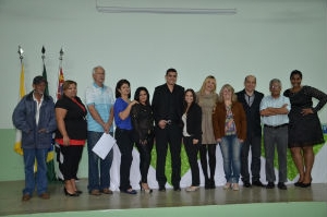 Participantes recebem certificados de conclusão em Tupã