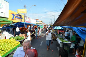 Feira livre de domingo volta a ser realizada entre a Caetés e a Goitacazes