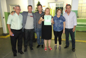 Prefeito homenageia “Narciso da Varpa” com nome de rua no distrito