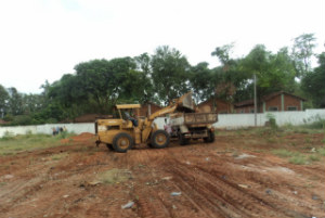 Prefeitura faz limpeza no Cemitério da Saudade