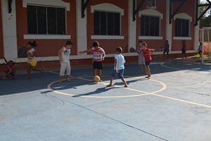 Quase concluída a reurbanização da Rua Guatemala