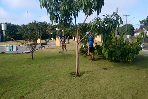 Prefeitura segue com trabalho de limpeza dos locais públicos