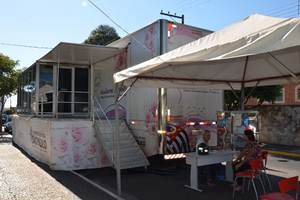 Mais de 730 mulheres são atendidas na Carreta da Mamografia