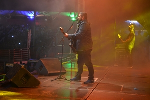 Show de Fernandinho atrai grande público na abertura da 48ª Exapit