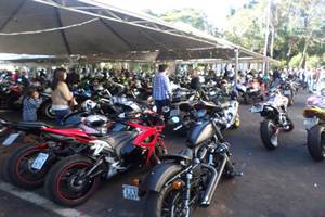 II Tupã Moto Rock reúne cerca de mil pessoas na Praça da Bandeira