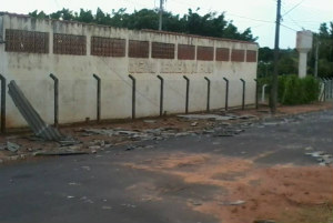 Tempestade causa estragos e assusta moradores de Tupã