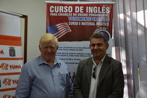 Aulas de inglês oferecidas pela Prefeitura começam no dia 12